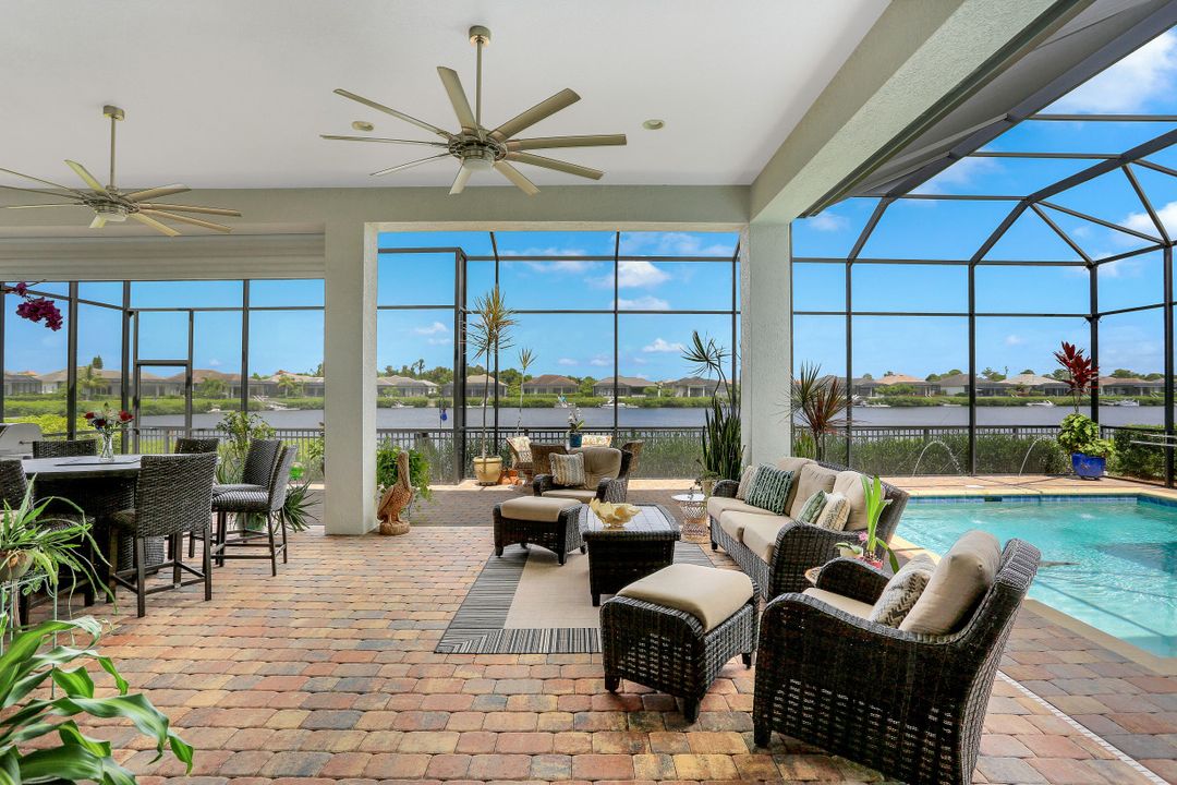 17212 Hidden Estates Cir, Fort Myers, FL 33908