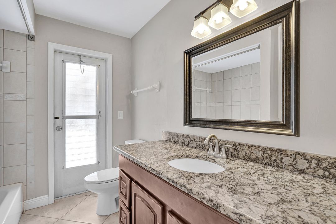 4920 SW 8th Pl, Cape Coral, FL 33914