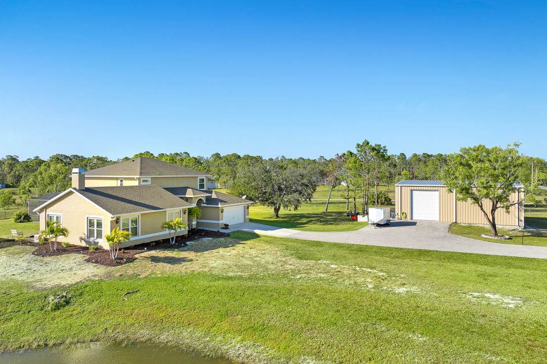 18251 Lynn Rd, North Fort Myers, FL 33917