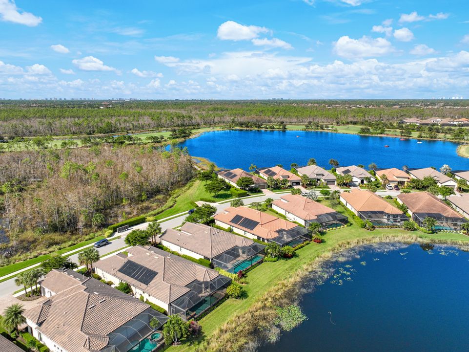 8880 Savona Ct, Naples, FL 34119