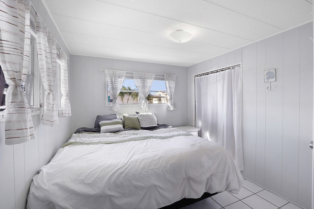 11340 Cypress Ln, Fort Myers Beach, FL 33931