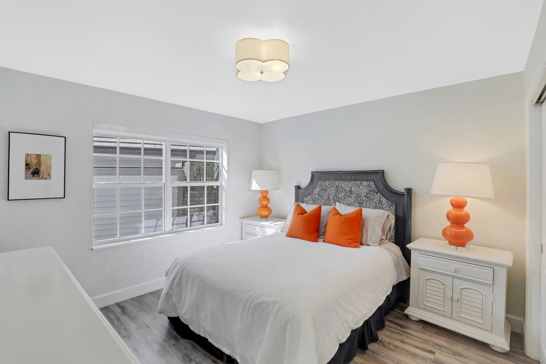 3440 Thornbury Ln, Bonita Springs, FL 34134