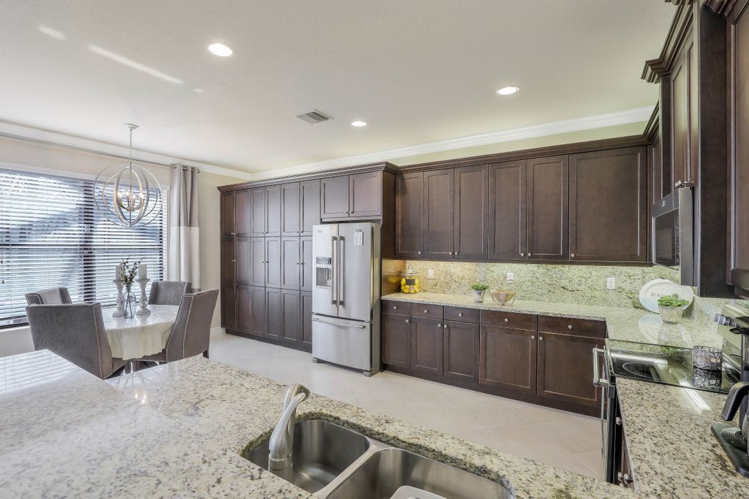 11542 Meadowrun Cir, Fort Myers, FL 33913