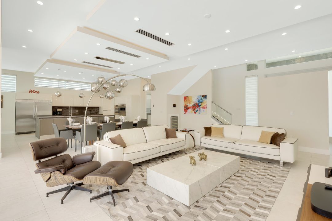 5084 Sorrento Ct, Cape Coral, FL 33904