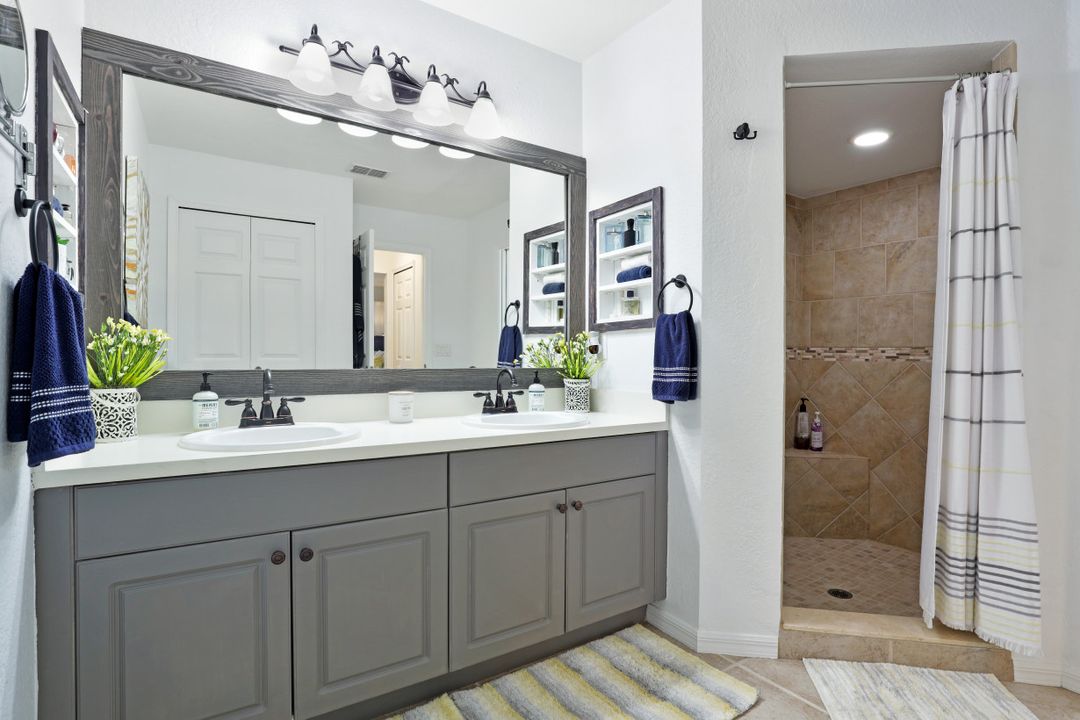 148 SW 31st St, Cape Coral, FL 33914