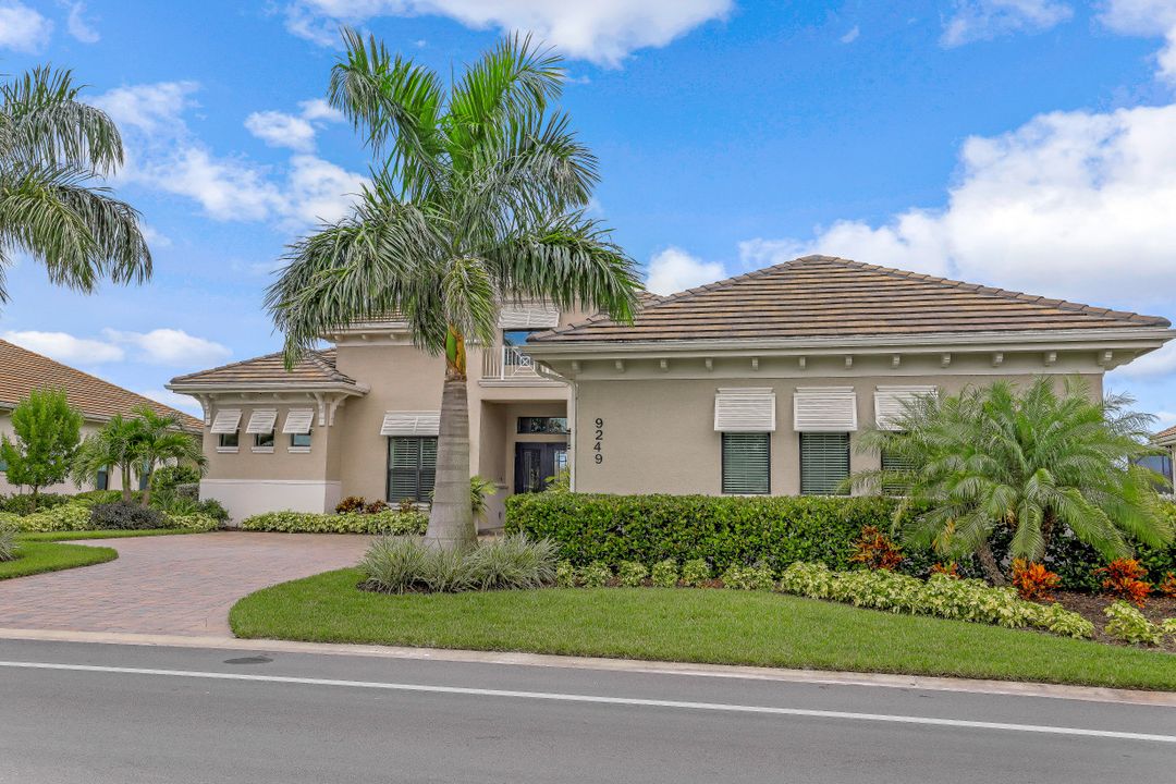 9249 Esplanade Blvd, Naples, FL 34119