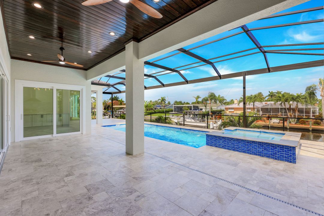 5332 Malibu Ct, Cape Coral, FL 33904