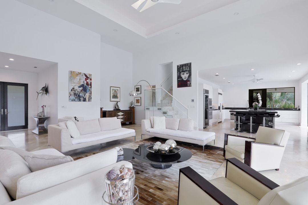 480 Parkhouse Ct, Marco Island, FL 34145