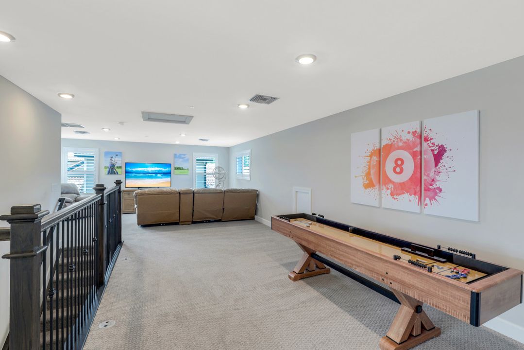 19264 Aqua Shore Dr, Fort Myers, FL 33913