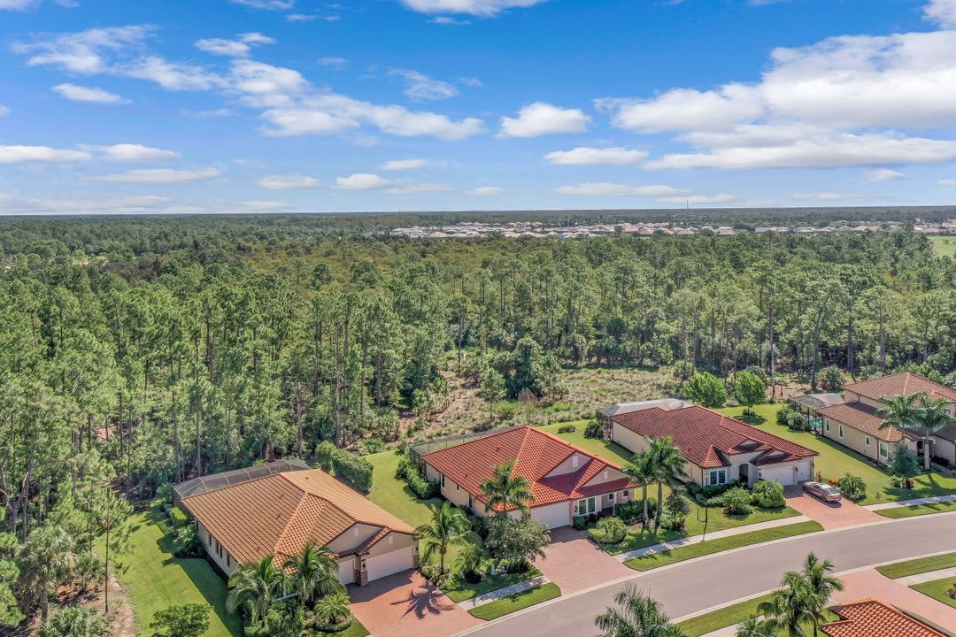 1527 Mockingbird Dr, Naples, FL 34120