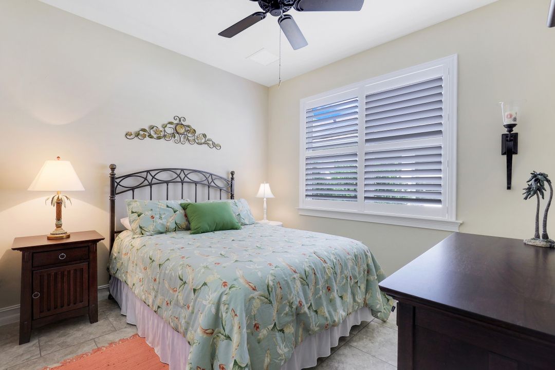 3121 Amadora Cir, Cape Coral, FL 33909