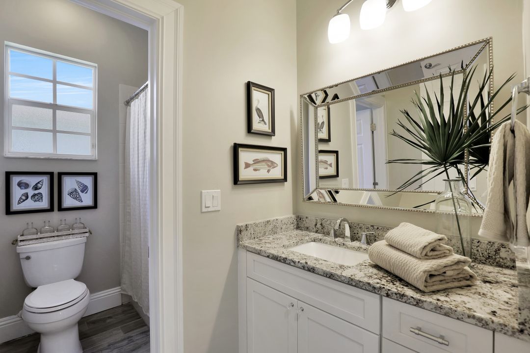 8761 Hideaway Harbor Ct, Naples, FL 34120