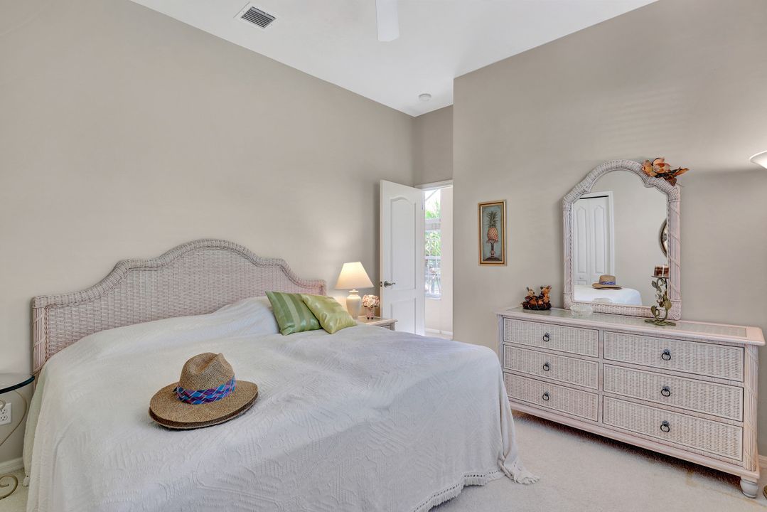 8939 Lely Island Cir, Naples, FL 34113