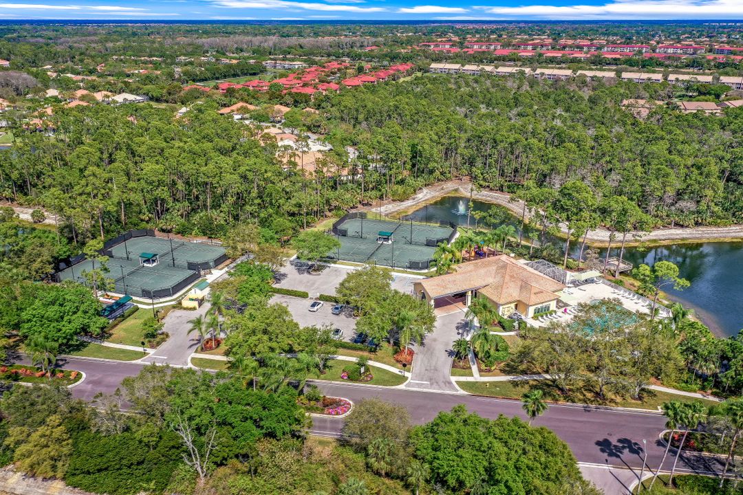 5230 Birmingham Dr #102, Naples, FL 34110