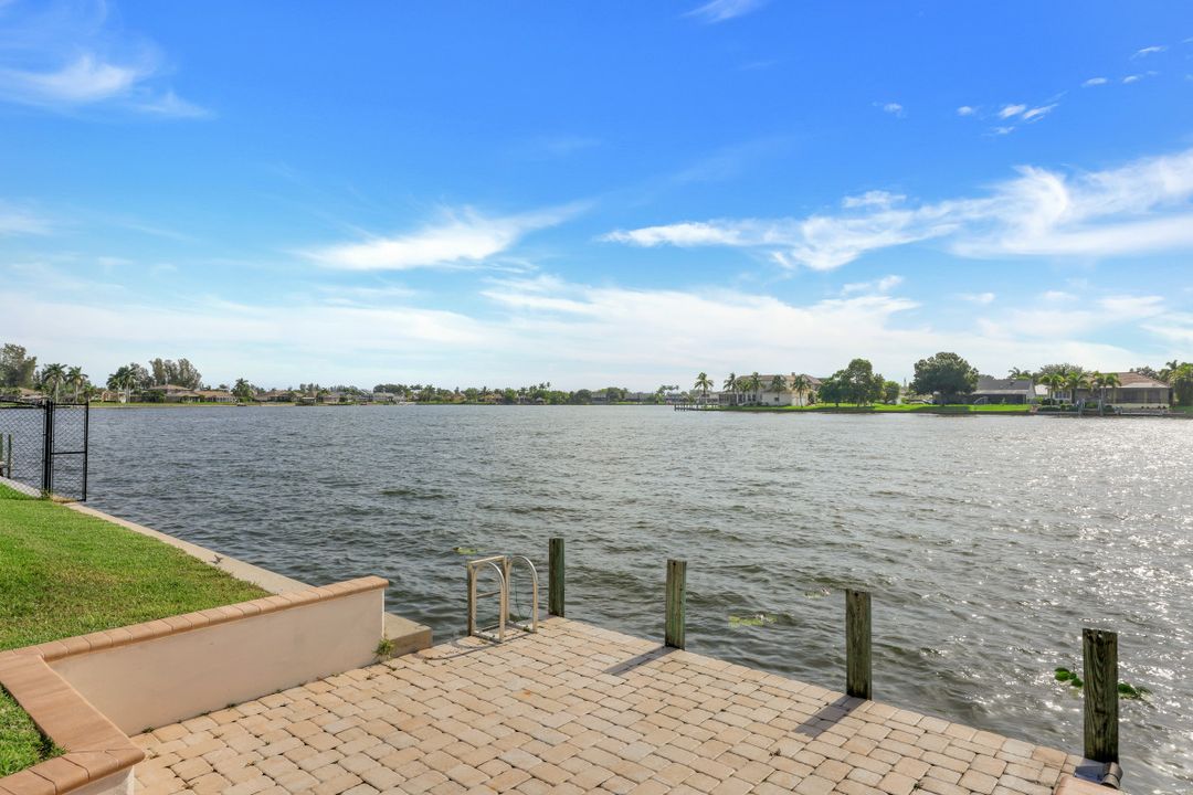 1127 SW 6th Ave, Cape Coral, FL 33991