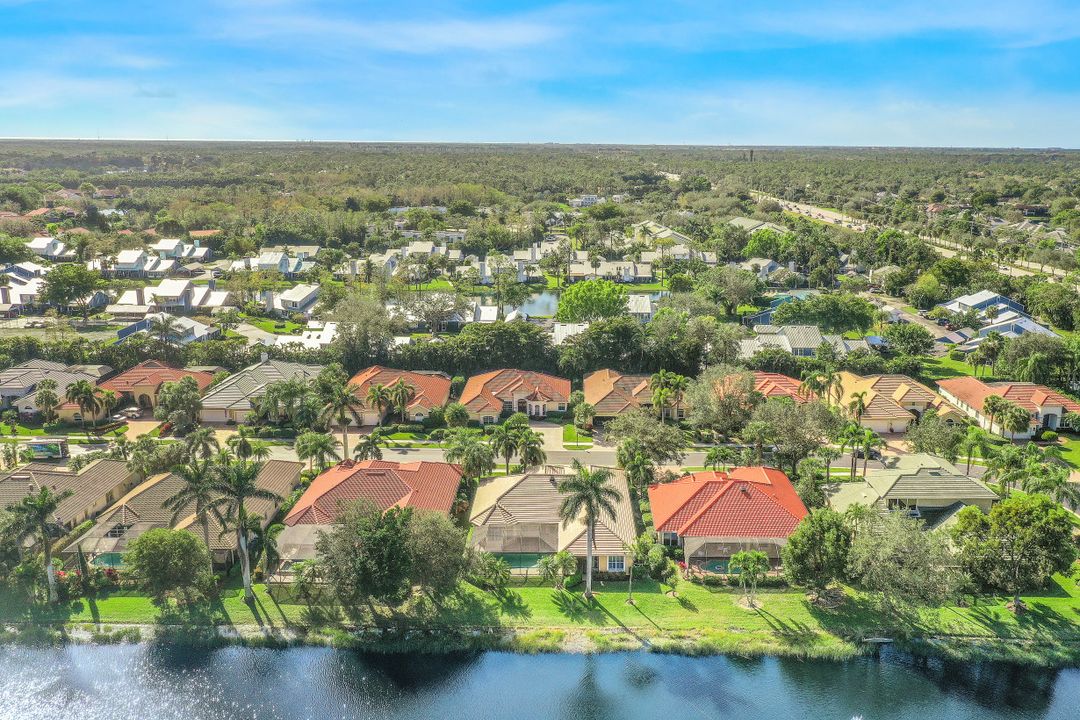 4899 Rustic Oaks Cir, Naples, FL 34105