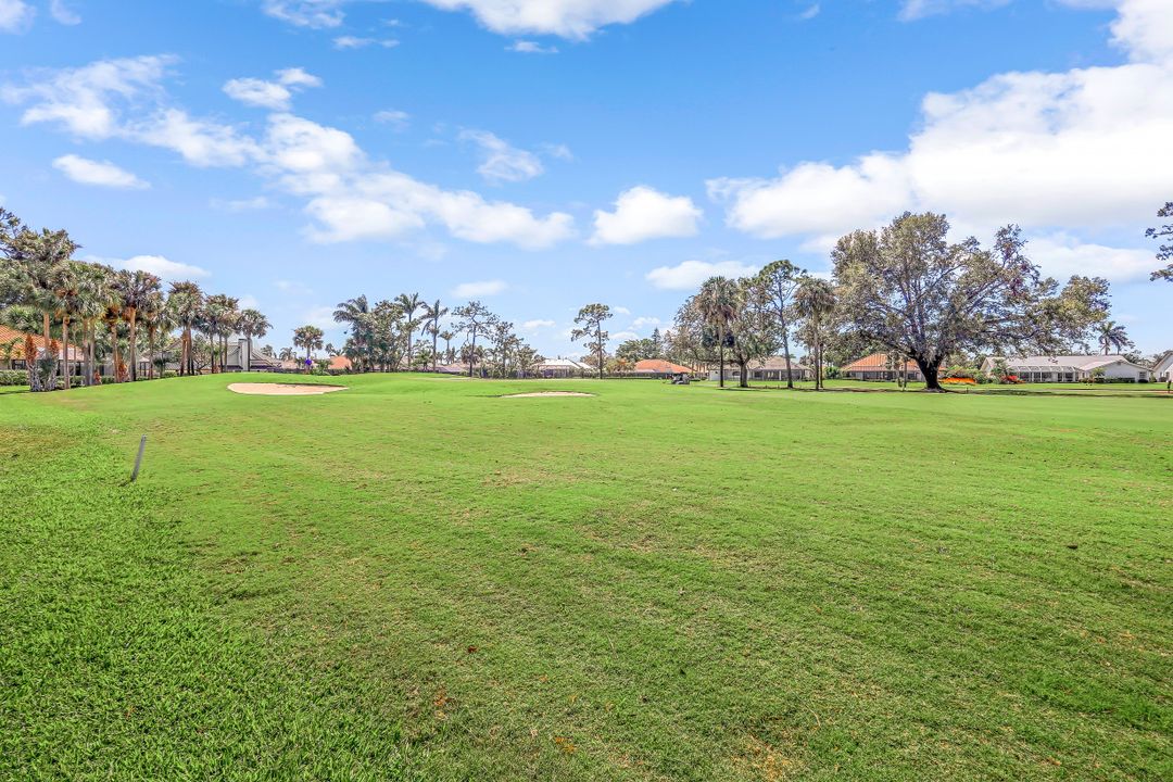 2016 Duke Dr, Naples, FL 34110