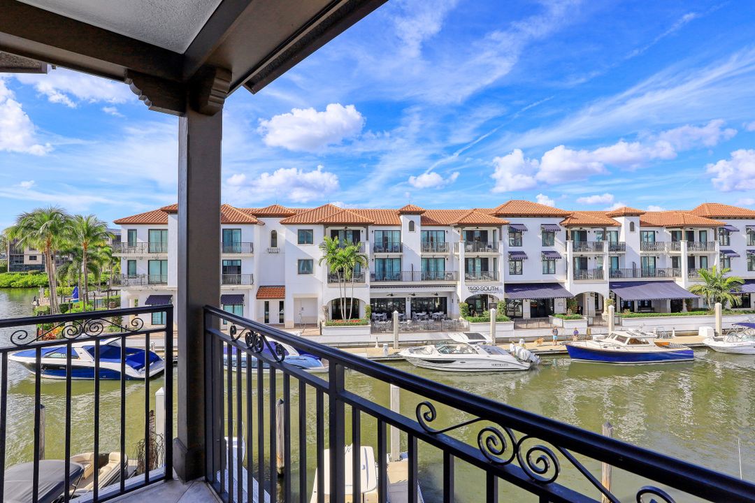 1530 5th Ave S #C-312, Naples, FL 34102
