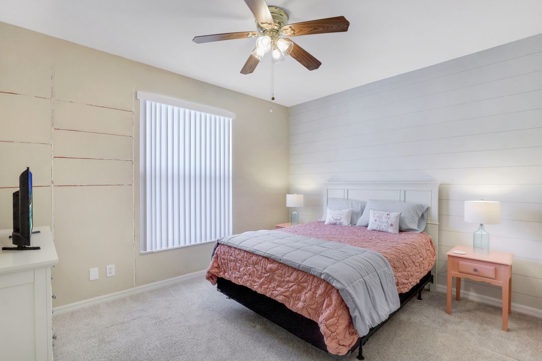 578 N Barfield Dr, Marco Island, FL 34145