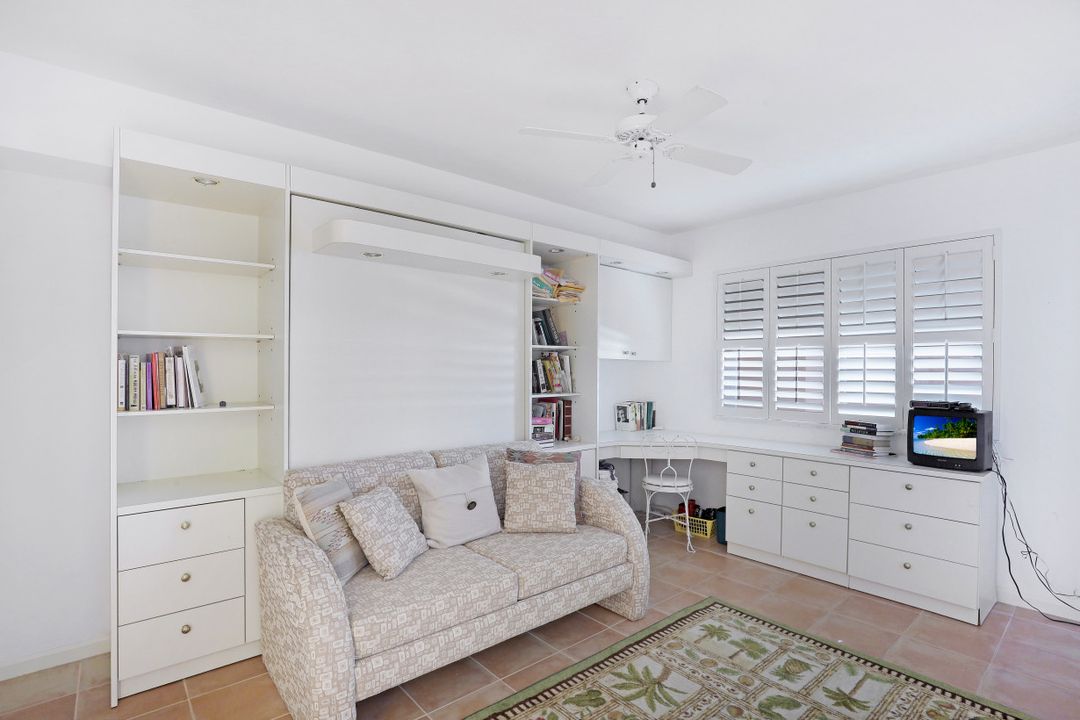 990 Cape Marco Dr #102, Marco Island, FL 34145