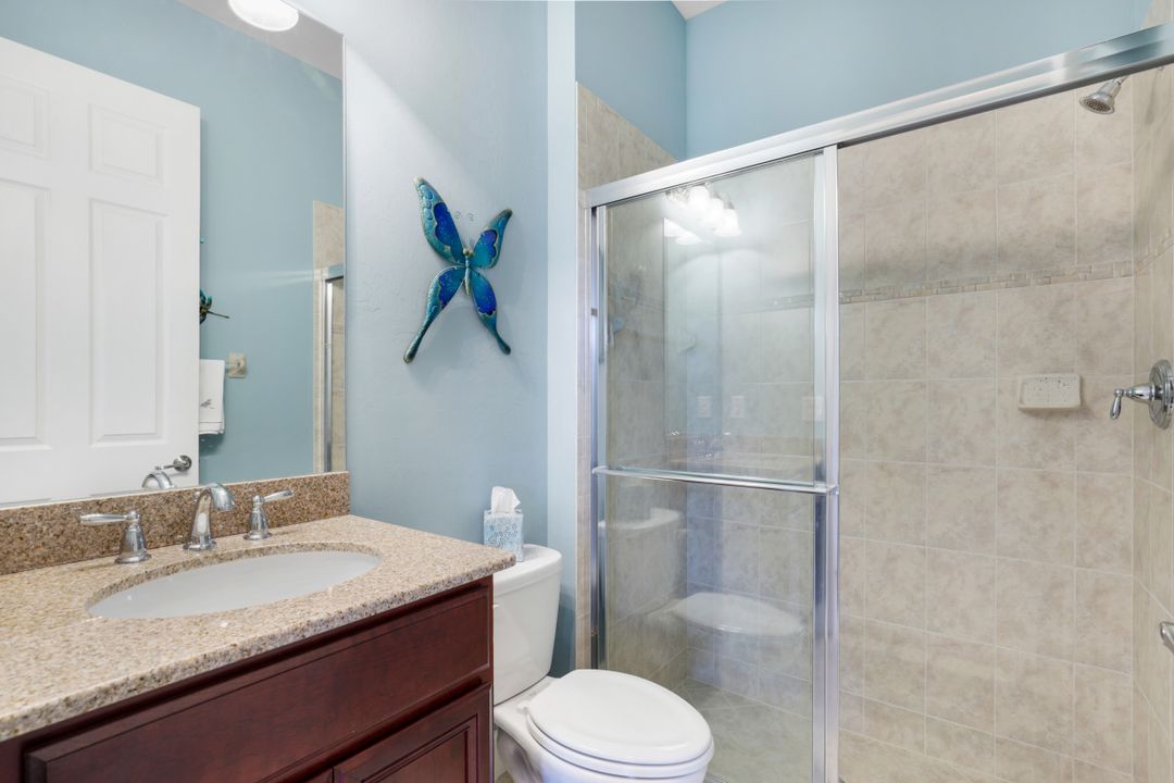 9463 Quarry Dr, Naples, FL 34120