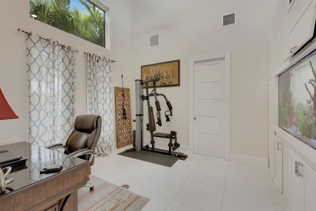 4812 Pelican Blvd, Cape Coral, FL 33914