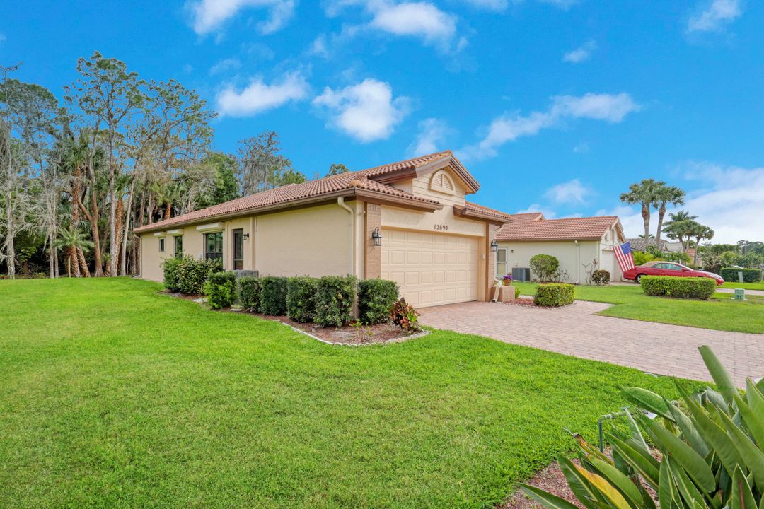 12690 Glen Hollow Dr, Bonita Springs, FL 34135