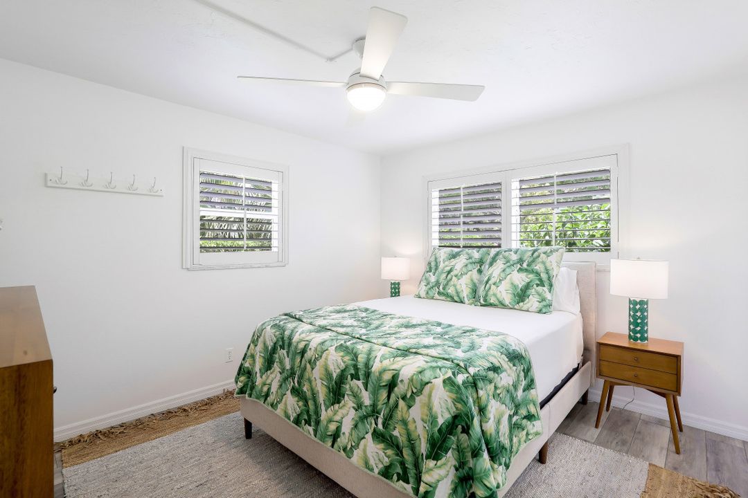 780 10th Ave S #6, Naples, FL 34102