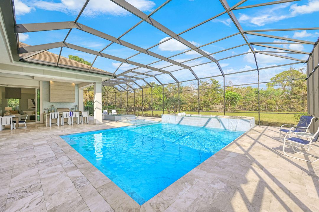 603 West St, Naples, FL 34108