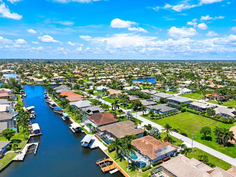 5334 SW 22nd Pl, Cape Coral, FL 33914