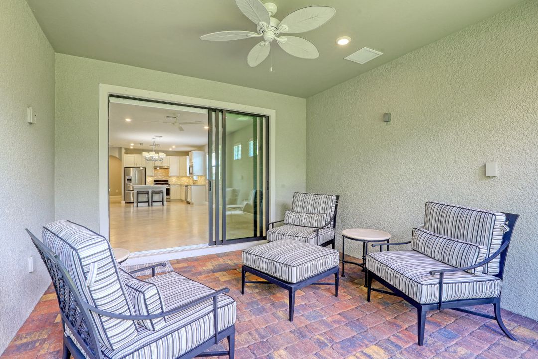 7650 Jacaranda Ln, Naples, FL 34114