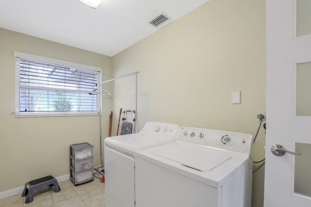 216 Shadowridge Ct, Marco Island, FL 34145