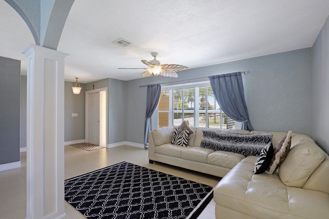 541 S Heathwood Dr, Marco Island, FL 34145