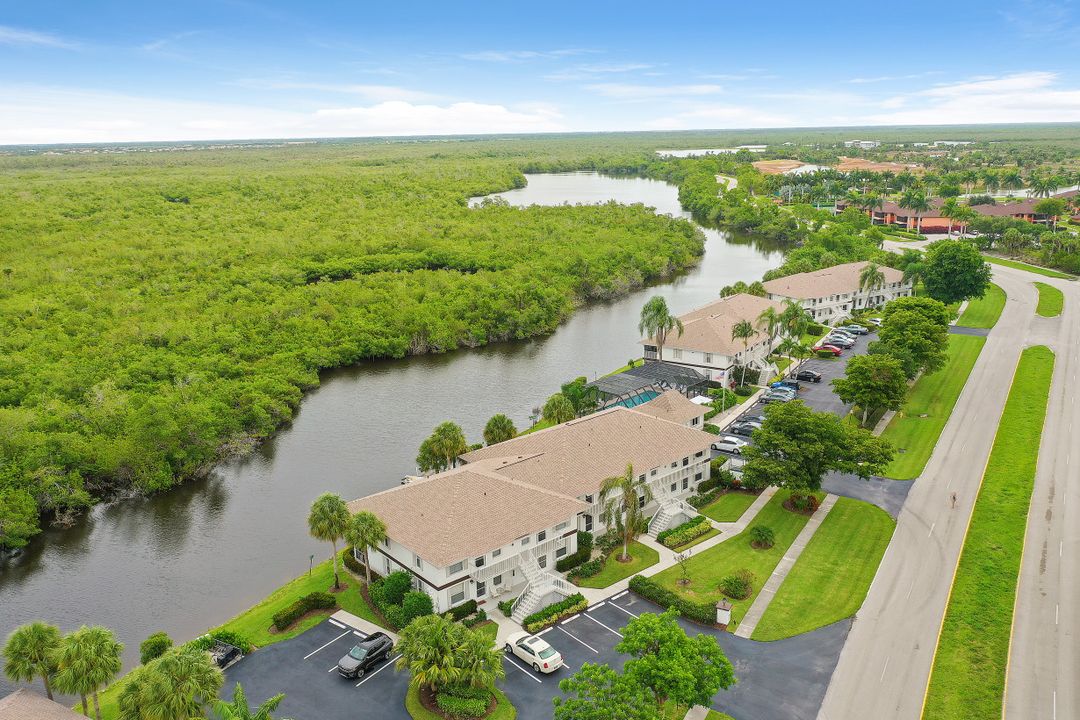 1365 Mainsail Dr #1605, Naples, FL 34114