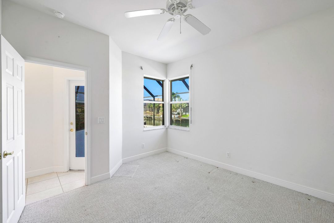 718 Nautilus Ct, Marco Island, FL 34145