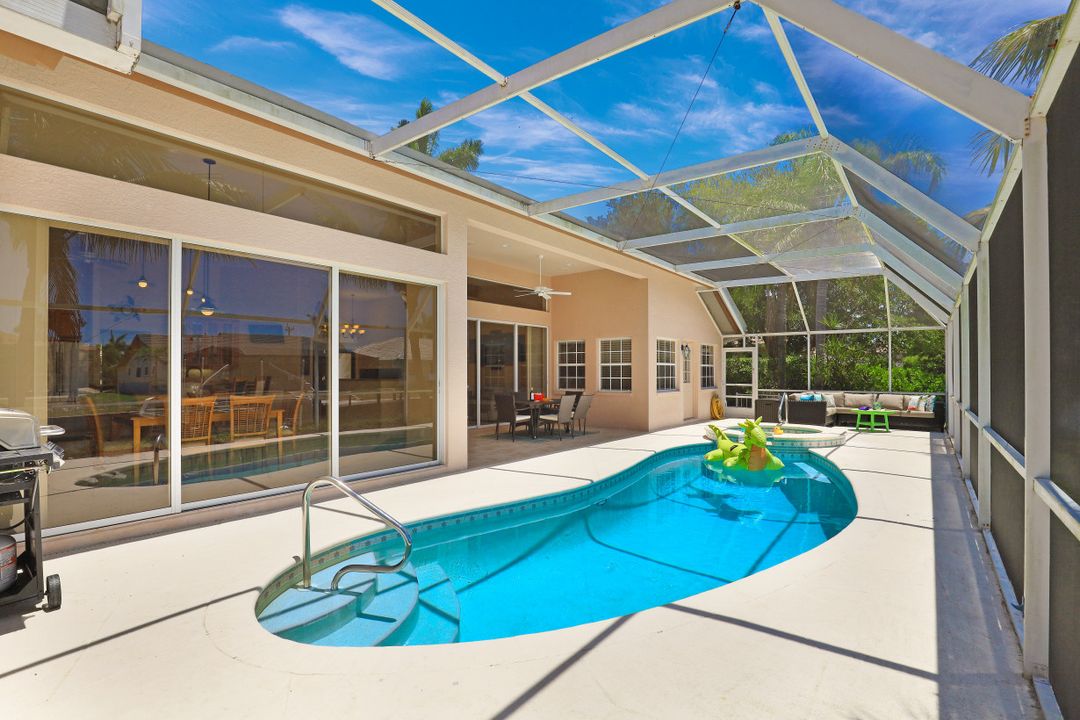 951 Olive Ct, Marco Island, FL 34145