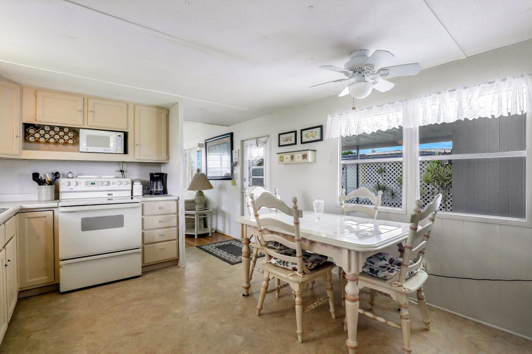 818 Homefolks St, North Fort Myers, FL 33917