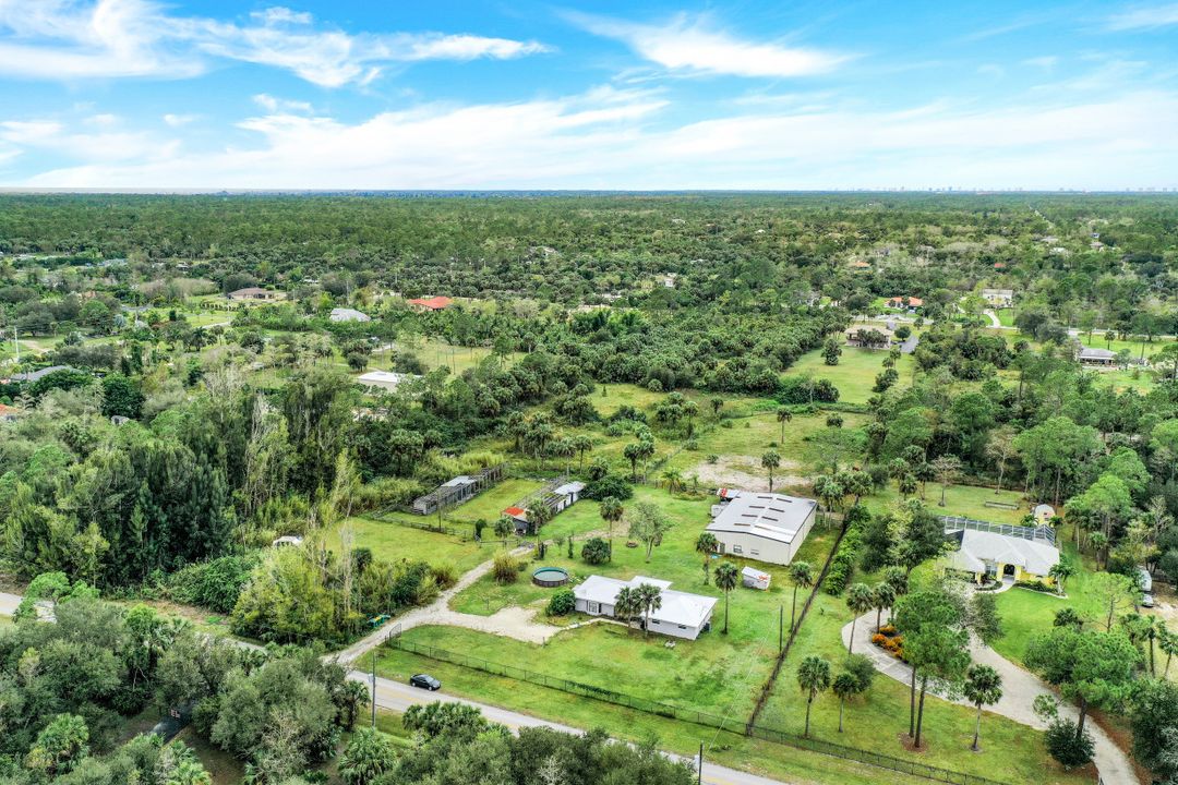 795 25th St SW, Naples, FL 34117