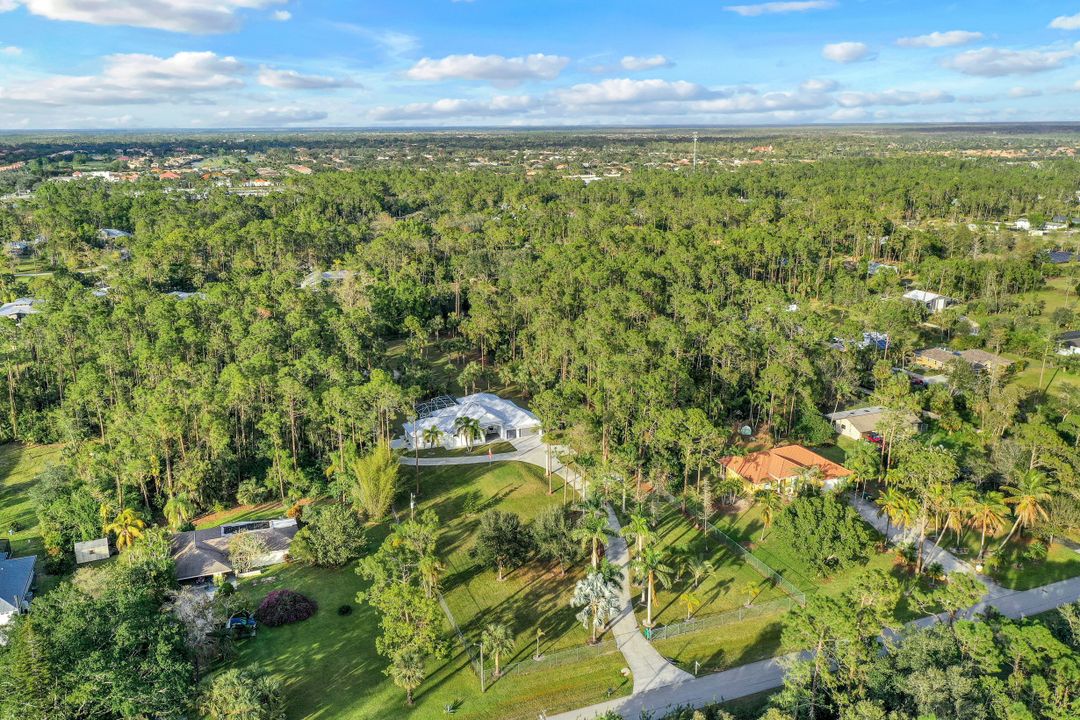 6087 Spanish Oaks Ln, Naples, FL 34119