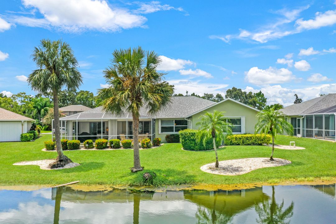 7563 Woodland Bend Cir, Fort Myers, FL 33912