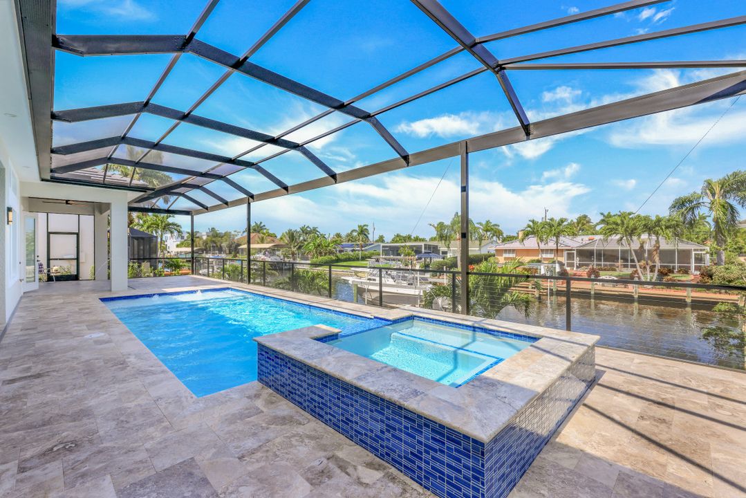 5332 Malibu Ct, Cape Coral, FL 33904