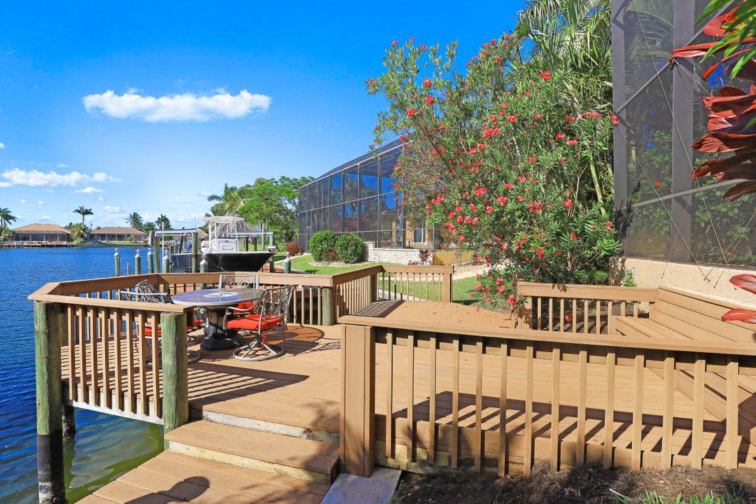 2604 Cape Coral Pkwy W, Cape Coral, FL 33914