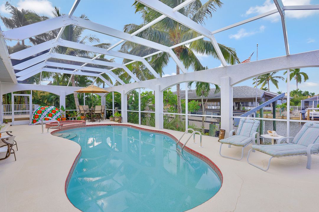 44 Algonquin Ct, Marco Island, FL 34145