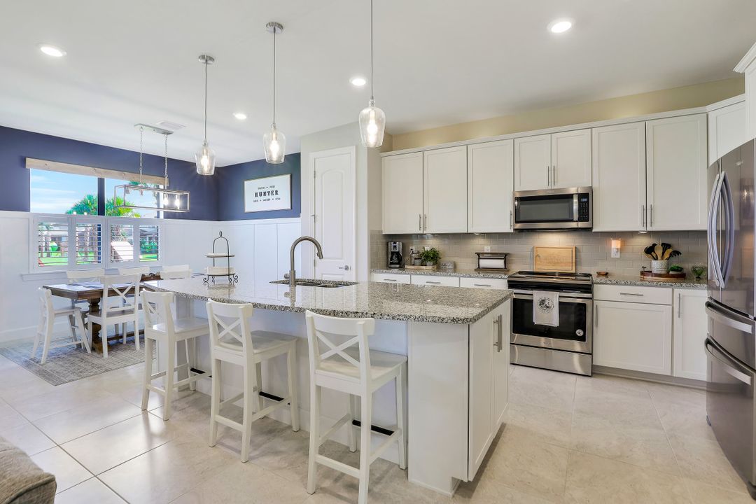 9400 Bramley Terrace, Fort Myers, FL 33967