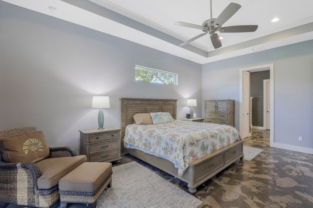 602 NW 32nd Pl, Cape Coral, FL 33993