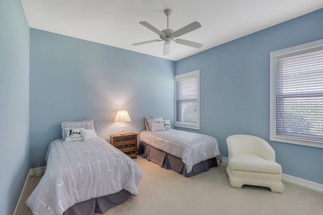 2790 Olde Cypress Dr, Naples, FL 34119