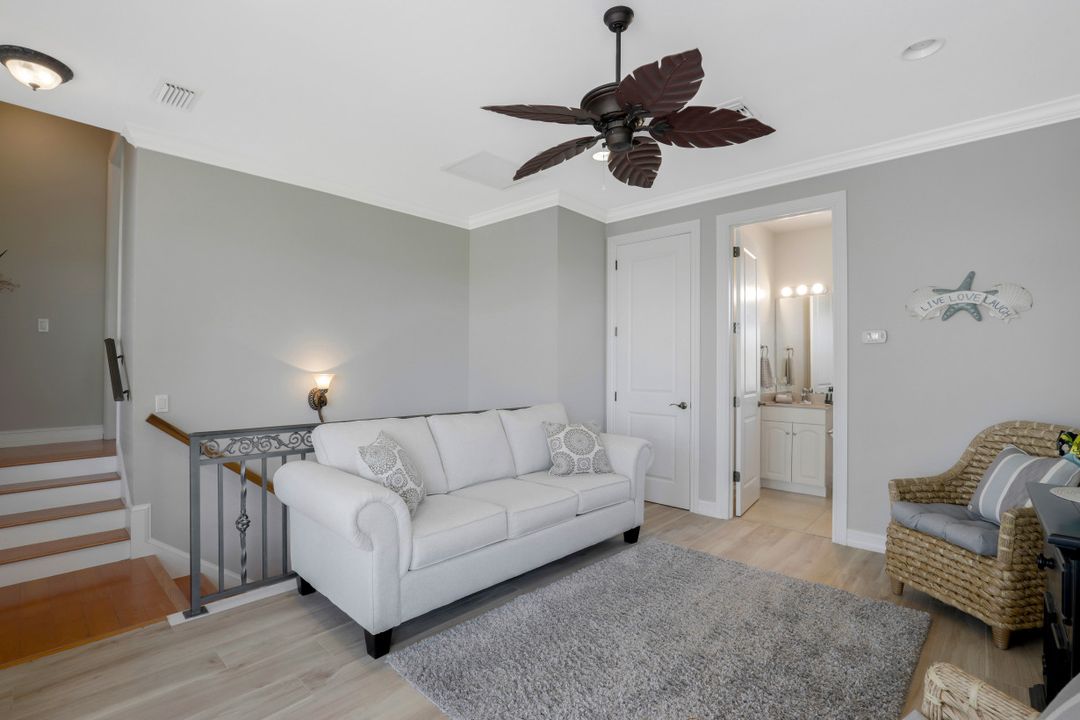 2227 SW 54th Ln, Cape Coral, FL 33914