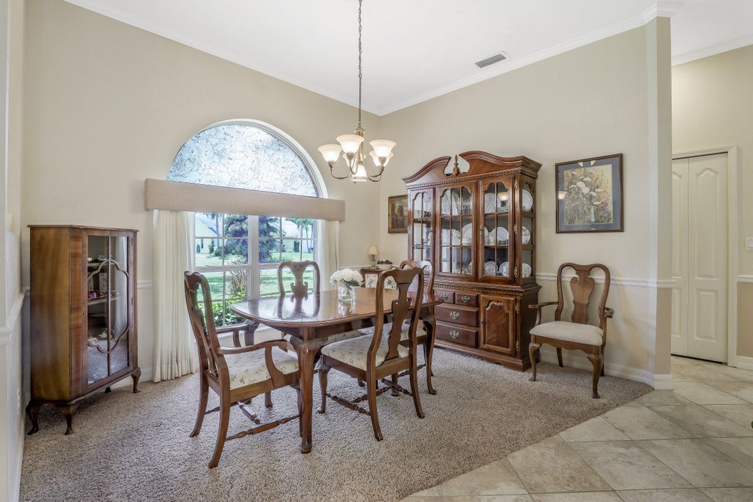 6705 Highland Pines Cir, Fort Myers, FL 33966