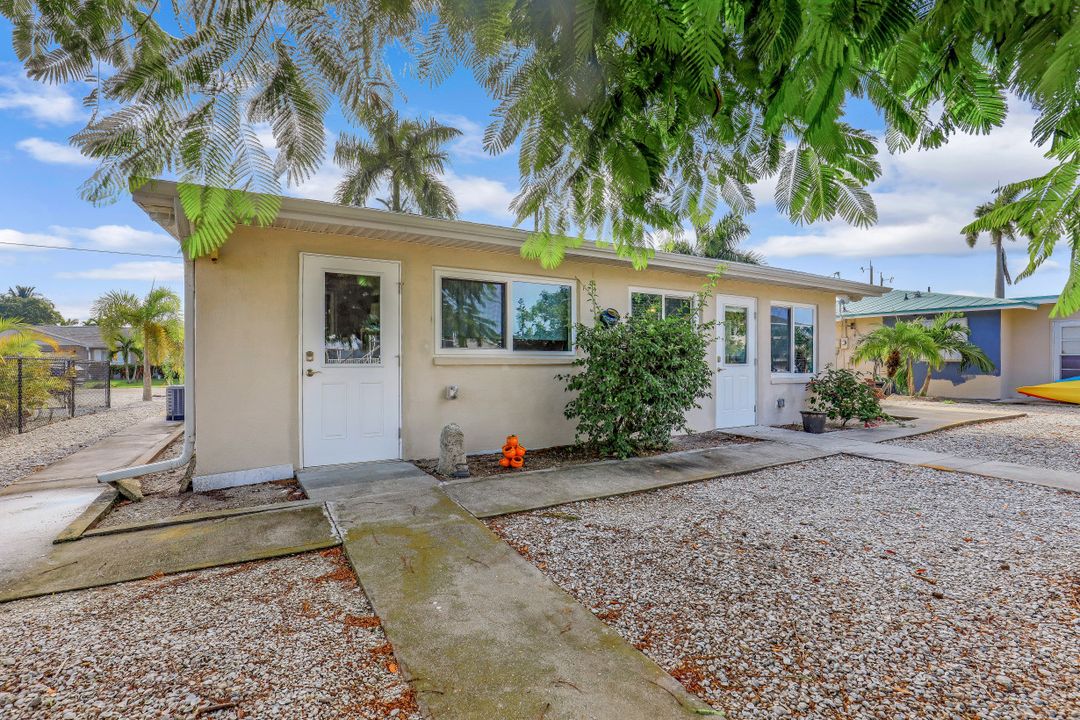 16125 Buccaneer St, Bokeelia, FL 33922