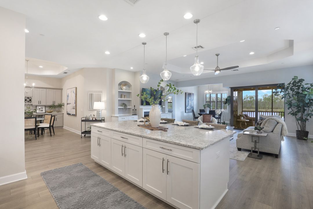 9641 Montelanico Loop #204, Naples, FL 34119